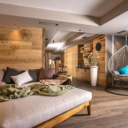 Cesa Edelweiss Living & Spa Campitello di Fassa Luaran gambar