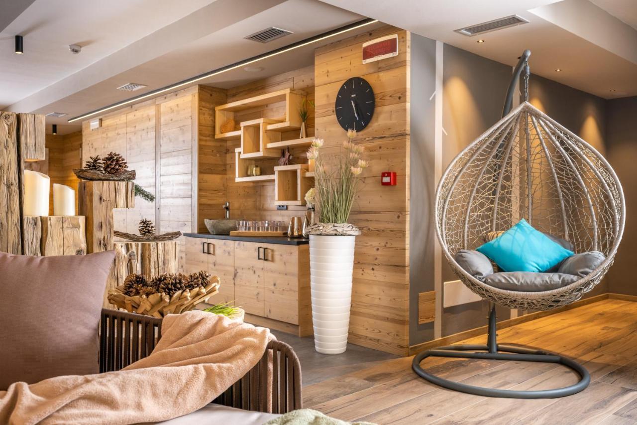Cesa Edelweiss Living & Spa Campitello di Fassa Luaran gambar