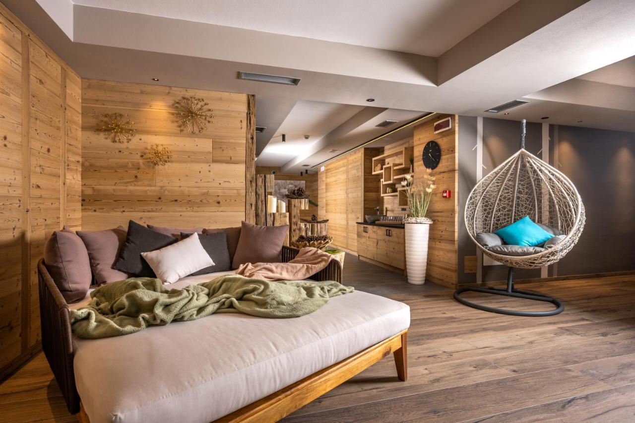Cesa Edelweiss Living & Spa Campitello di Fassa Luaran gambar