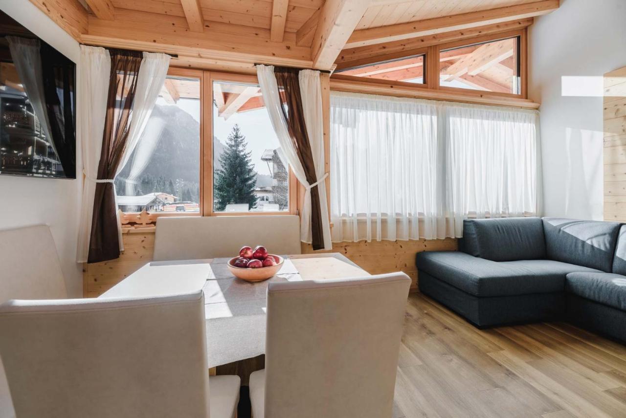 Cesa Edelweiss Living & Spa Campitello di Fassa Luaran gambar