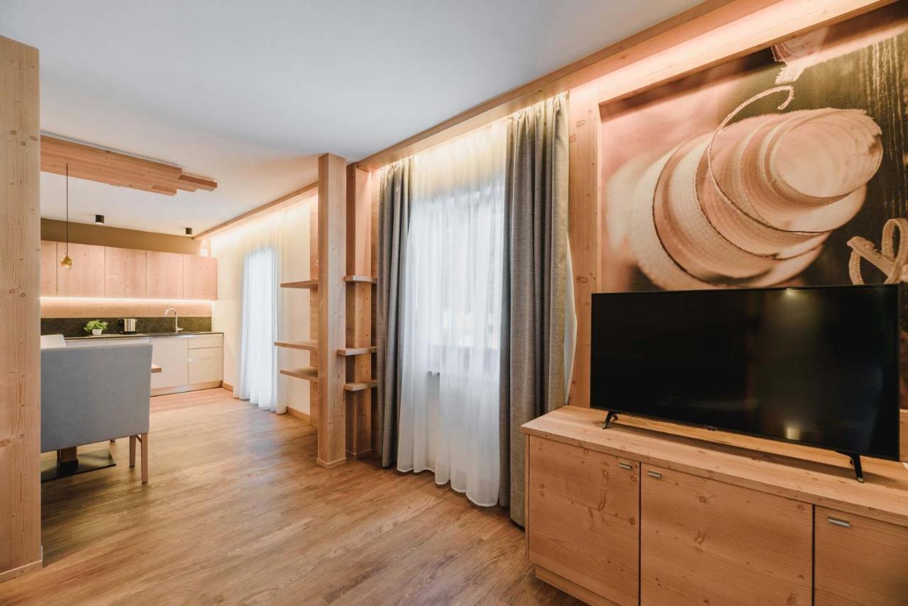 Cesa Edelweiss Living & Spa Campitello di Fassa Luaran gambar