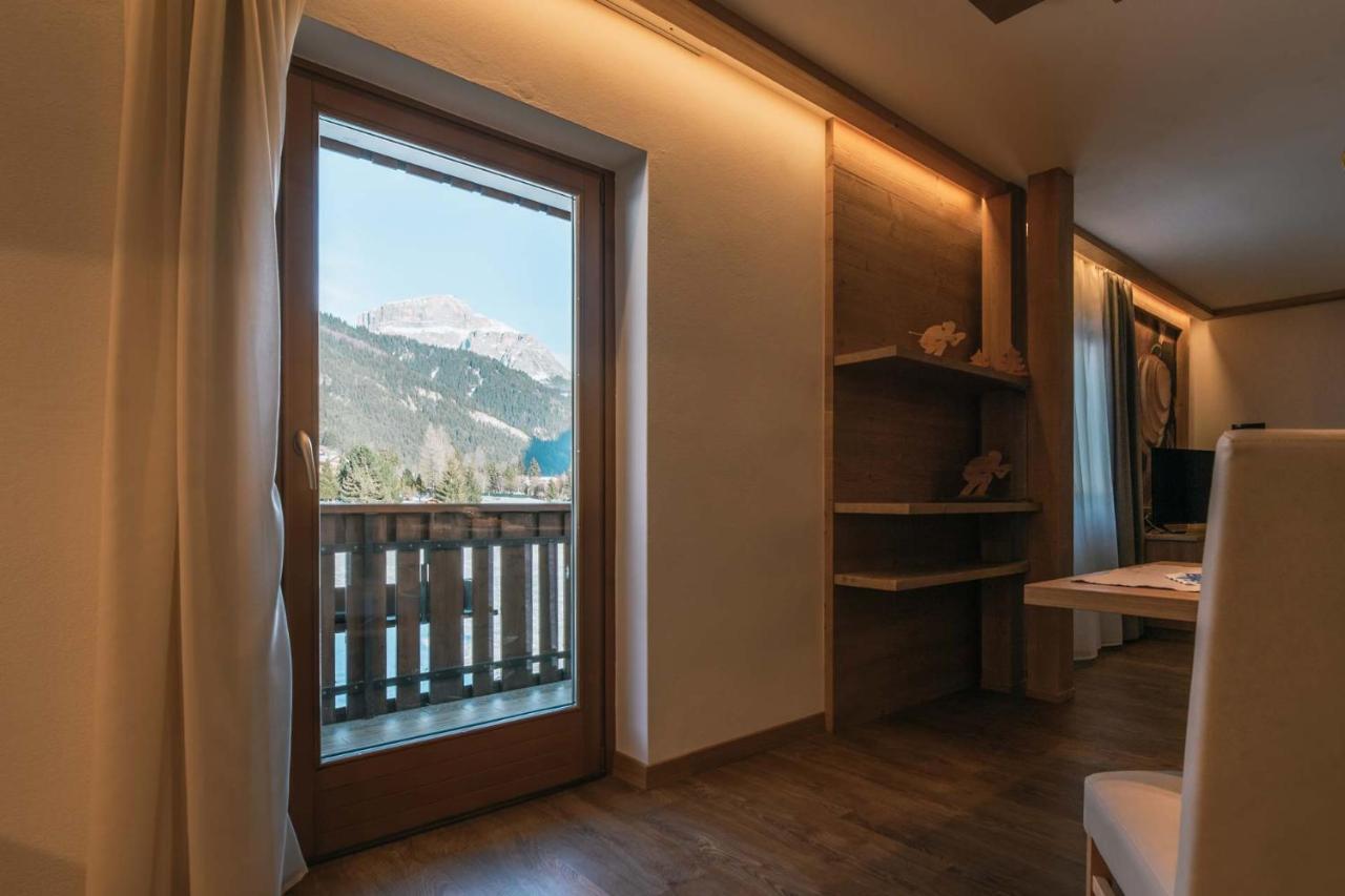 Cesa Edelweiss Living & Spa Campitello di Fassa Luaran gambar